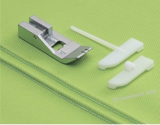 B5002-06A-C BabyLock Лапка для вшивания шнуров и изготовления защипов